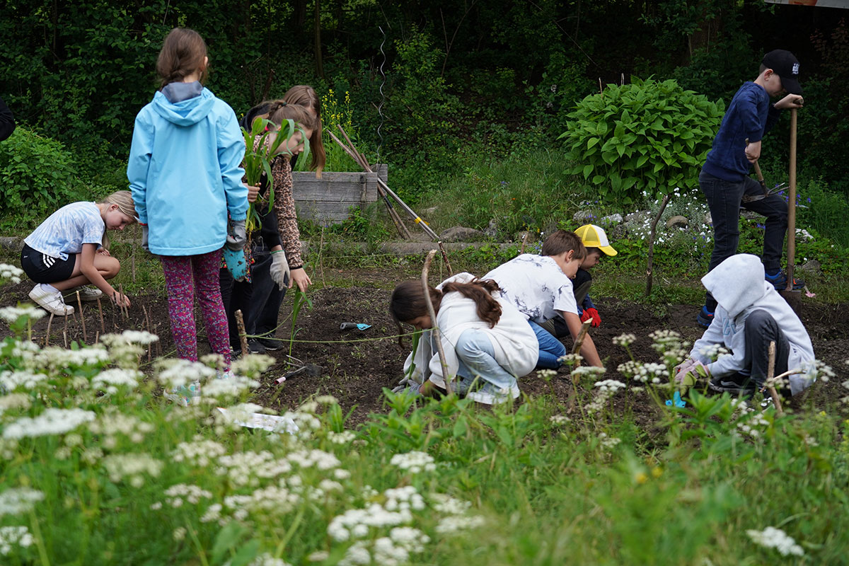 Ein Schulgarten braucht Kontinuität – und schenkt viele Chancen.